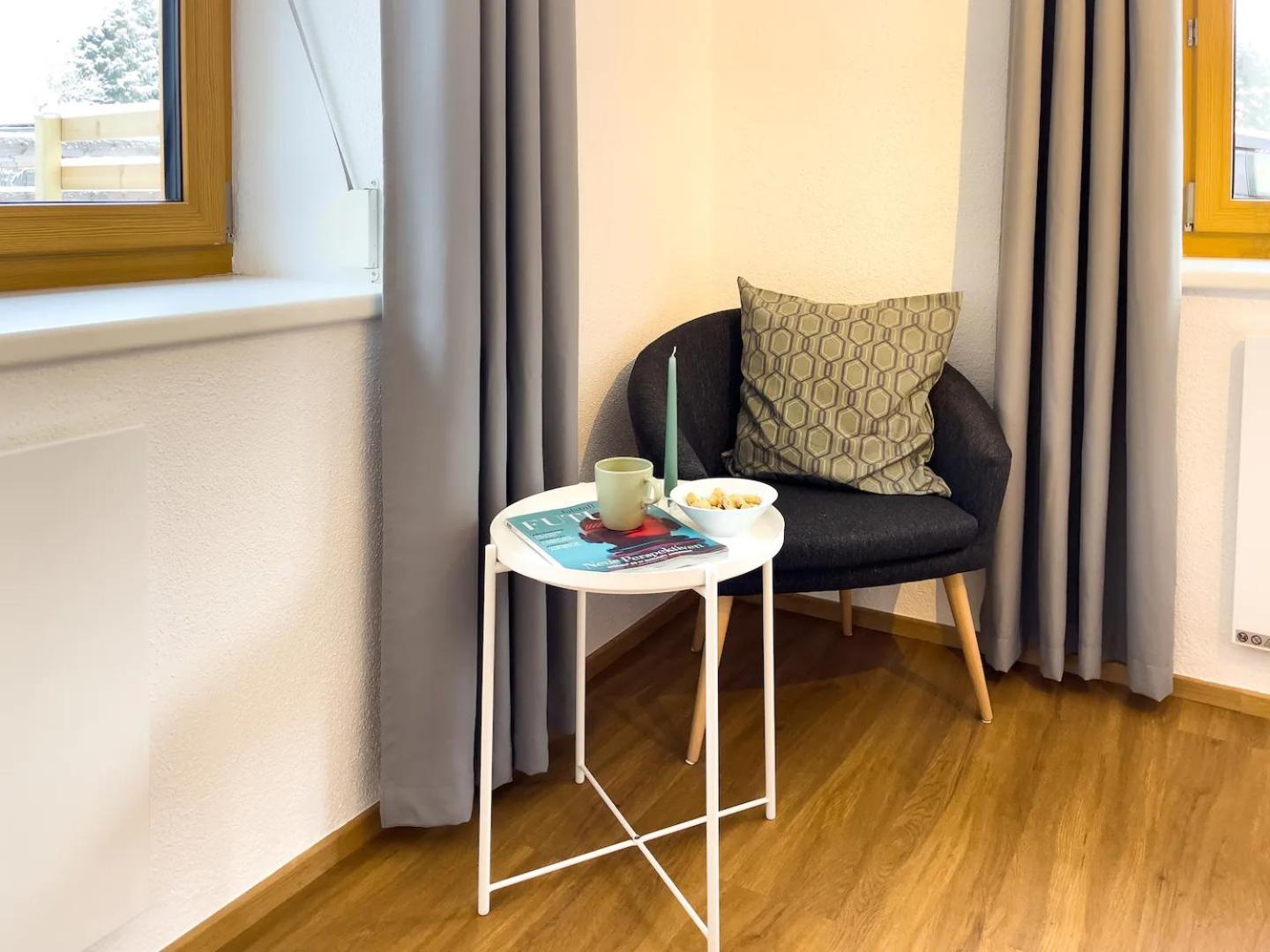 Modernes Apartment - 3 Schlafzimmer - 2 Kostenlose Parkplaetze Fuegen Ngoại thất bức ảnh