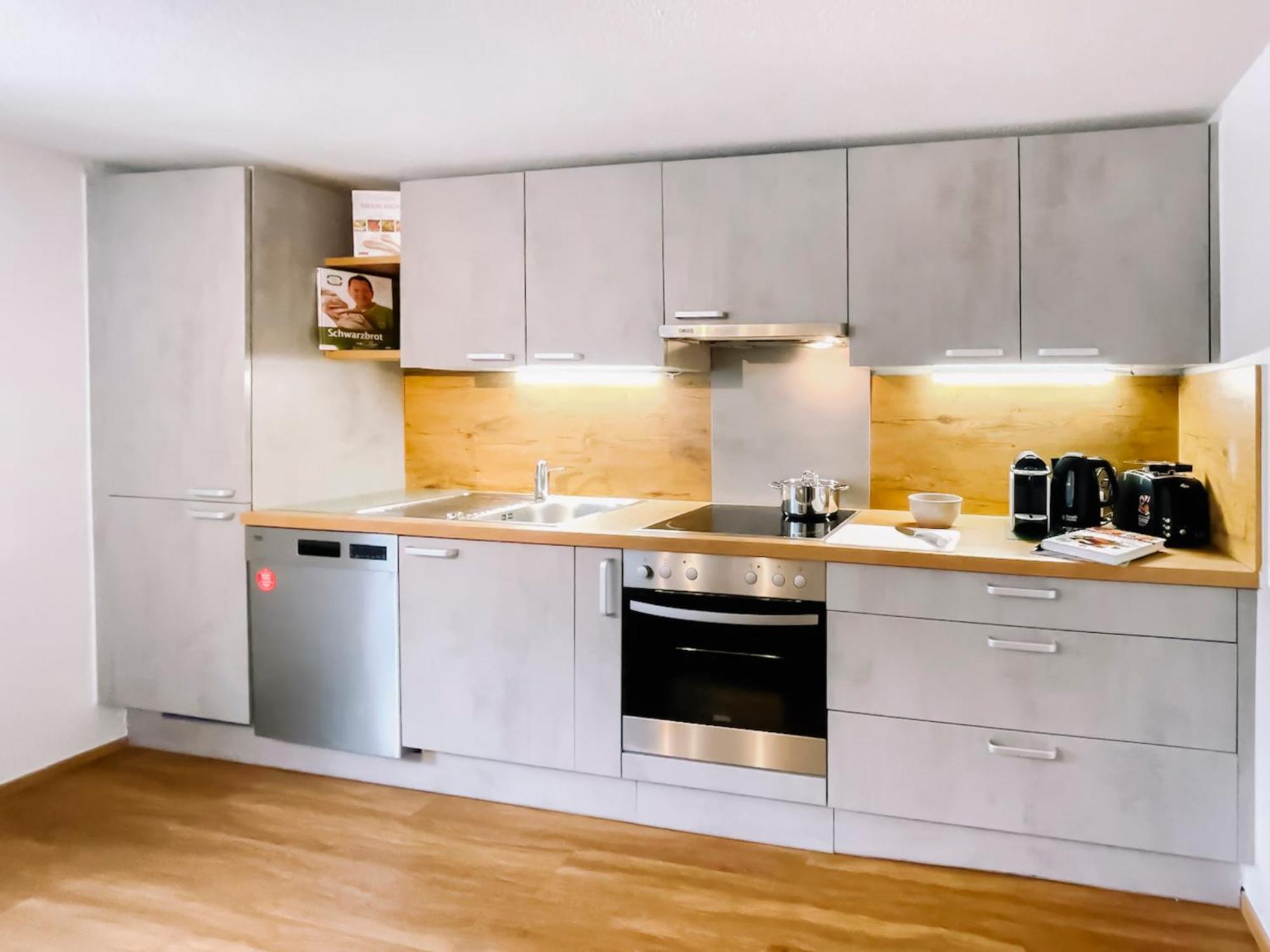 Modernes Apartment - 3 Schlafzimmer - 2 Kostenlose Parkplaetze Fuegen Ngoại thất bức ảnh