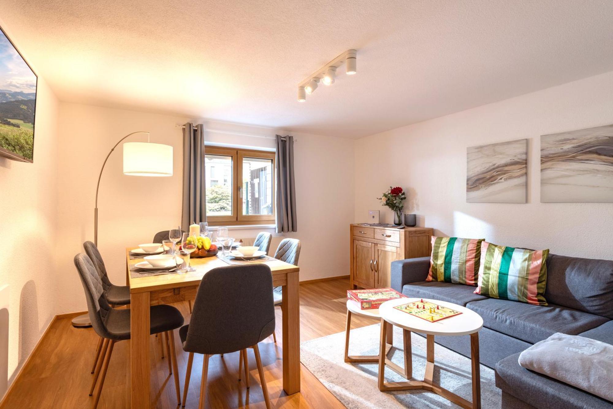 Modernes Apartment - 3 Schlafzimmer - 2 Kostenlose Parkplaetze Fuegen Ngoại thất bức ảnh